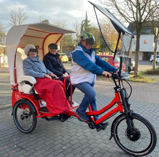 Preview: Lastenrad Rikscha, anpassbar mit Motor u.v.m.