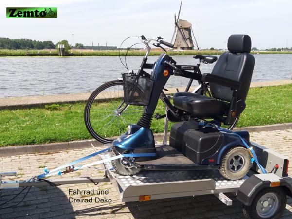 Spezial Anhänger für Dreirad, Elektro-Mobil, Fahrräder mit Platzsparender Parkfunktion !